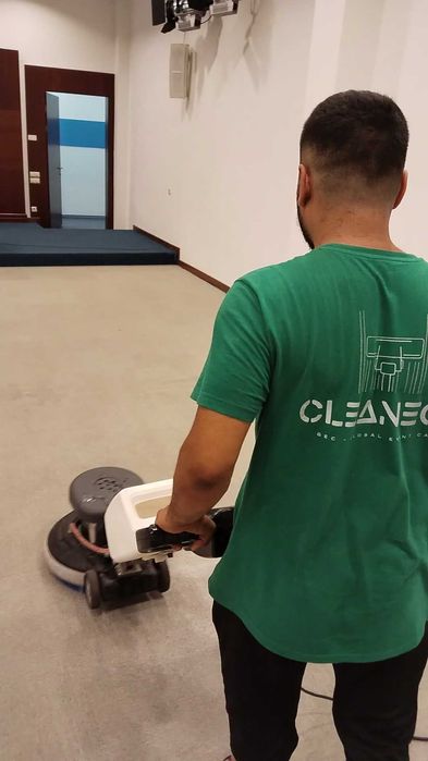 Профессиональная химчистка мебели и ковров. Быстро и выгодно с выездом