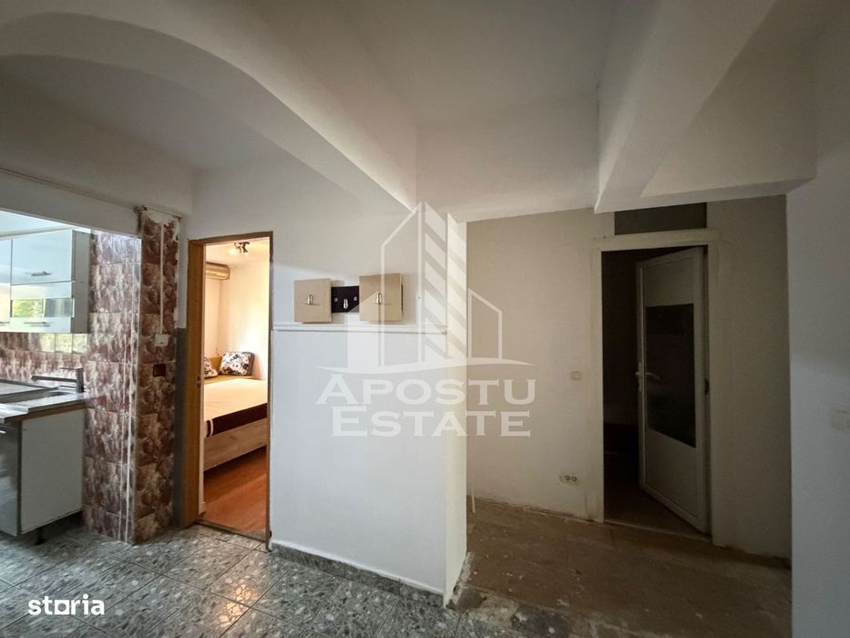 Apartament 3 camere decomandat et.P acces din strada Lipovei Timișoara — fotografia 3