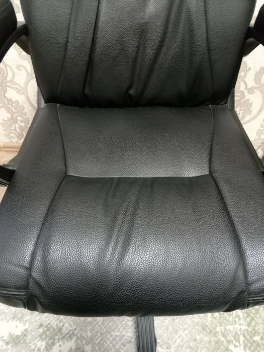 Продам кресло компютерный