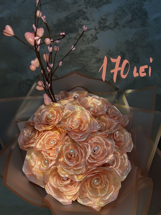 Buchete si aranjamente cu flori, dulciuri si/sau bauturi