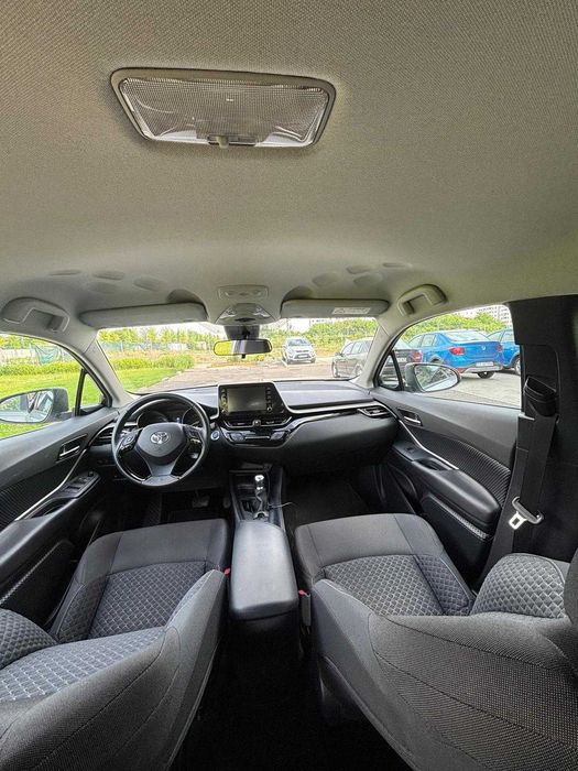 Toyota C-HR Hybrid 1.8