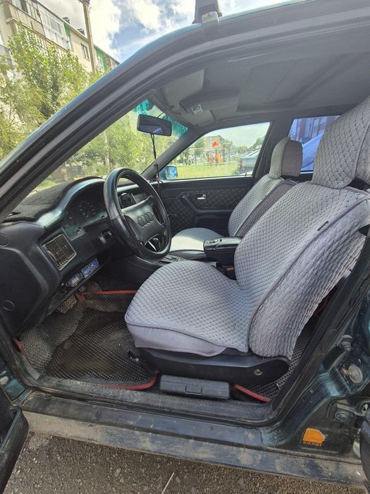 Продаётся машина Ауди Б4