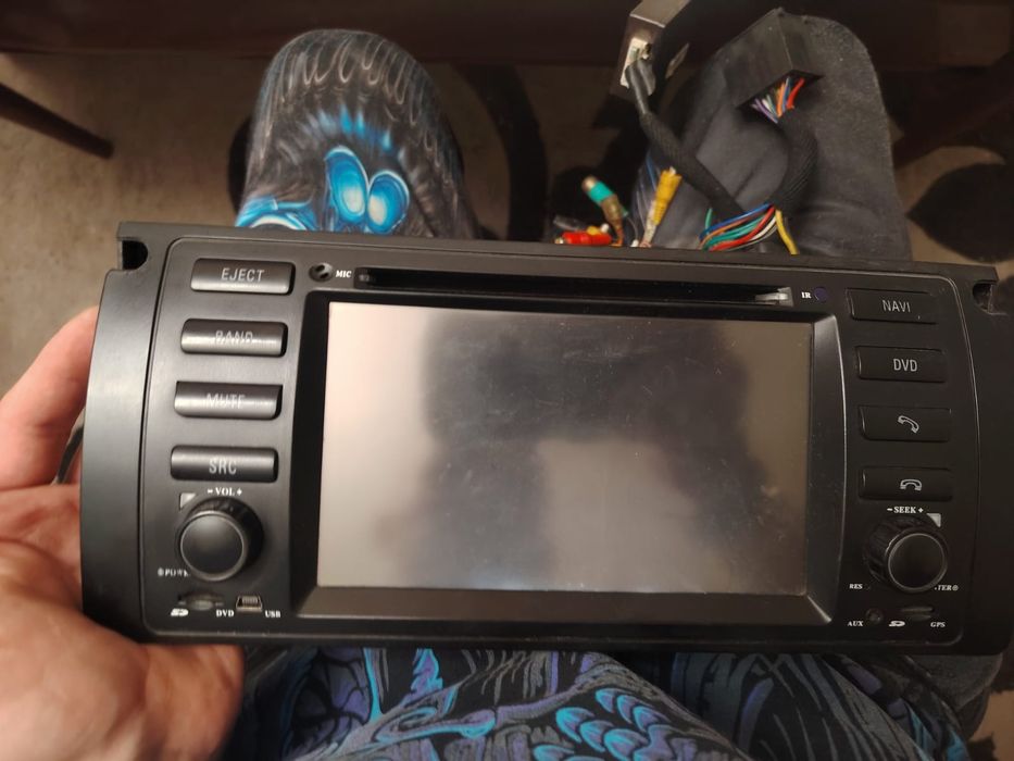 Продам могнетофон е39