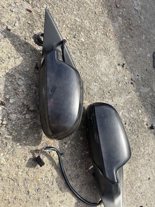 Audi a4 b8 Ляво огледало