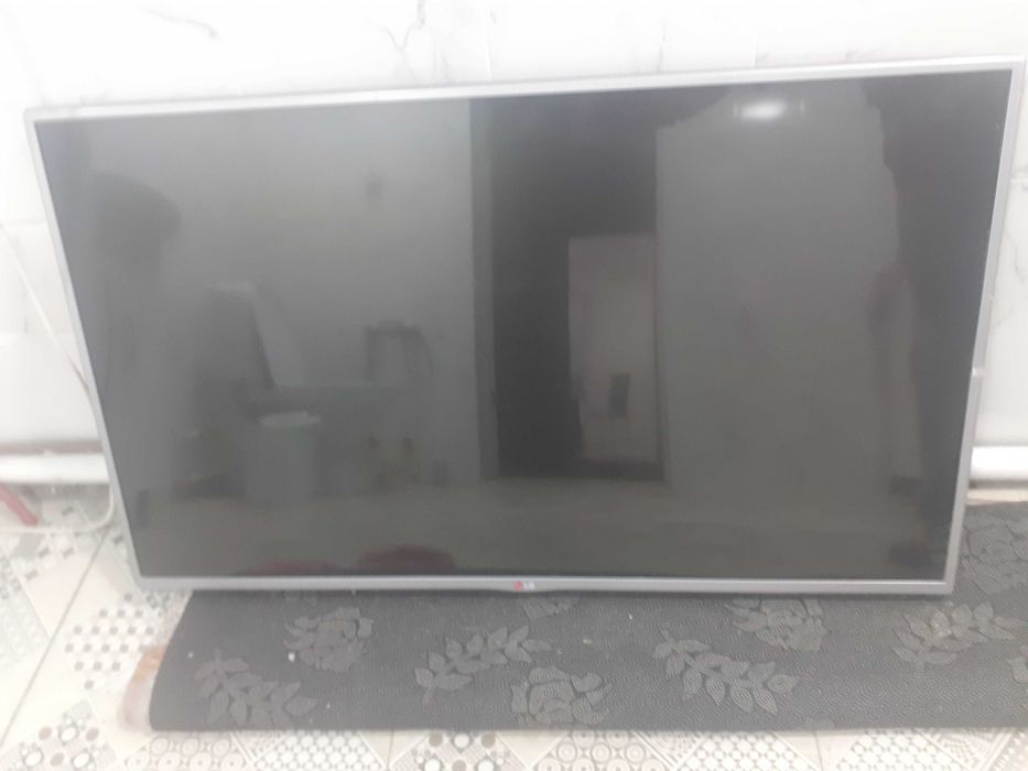 Телевизор LG большой экран
