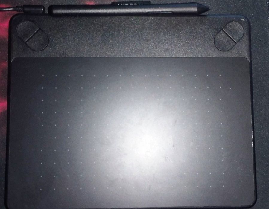 Графический планшет Wacom intuos Art