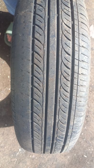 Продам летнюю резину