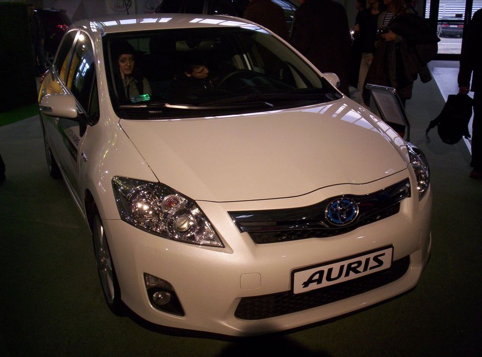 Toyota Auris (E15), 2010-2013 PIESE AUTO