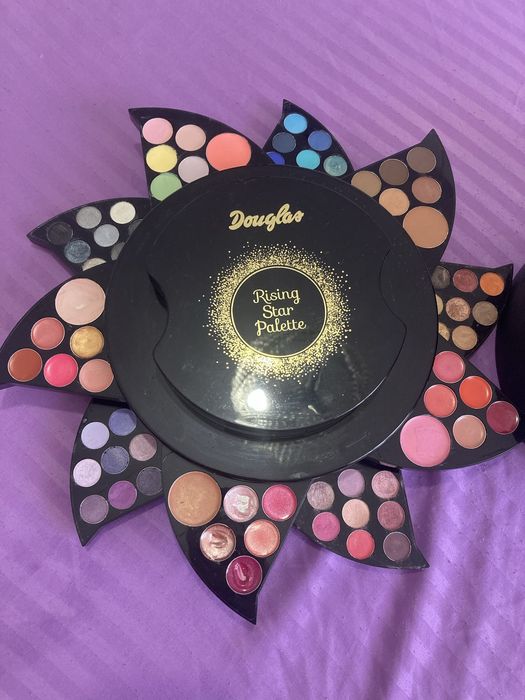 Trusa machiaj Douglas