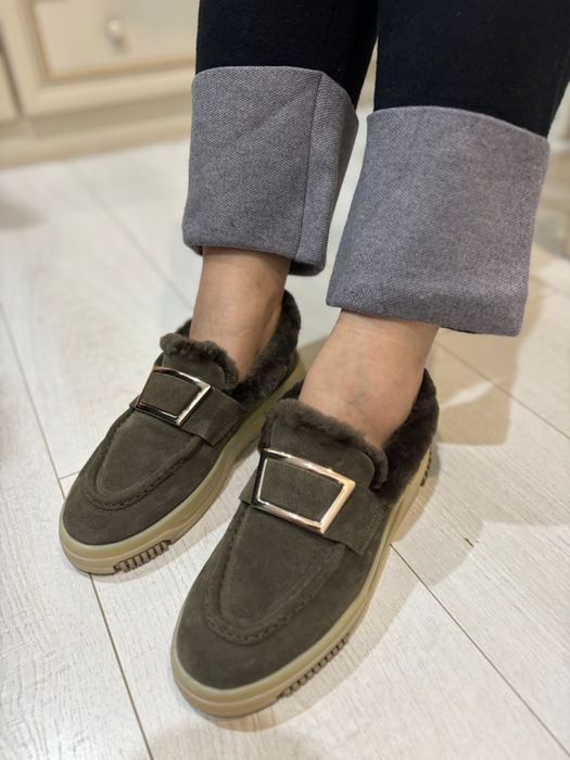 Все по 14500  обувь весна осень