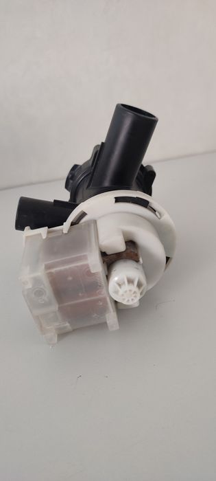 Сливной насос от BOSCH MAXX 5