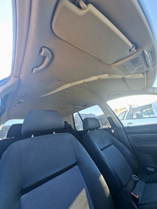 VOLKSWAGEN Golf 2003 — imagine 5
