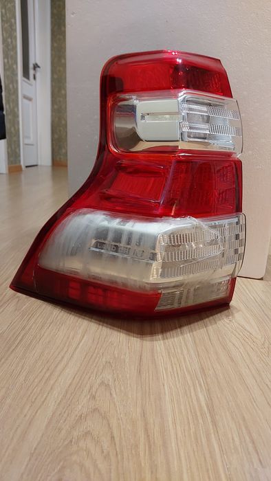 Задний фонарь Прадо 150