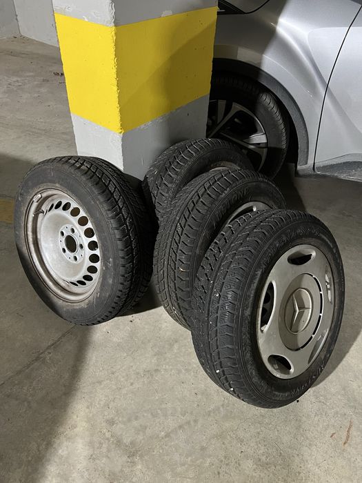 4 бр. железни джанти + 4 бр зимни гими AUSTONE Athena SP-9 195/65 R15 91H