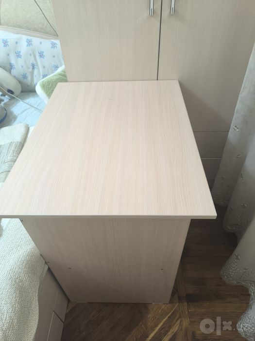 Продам детский столик