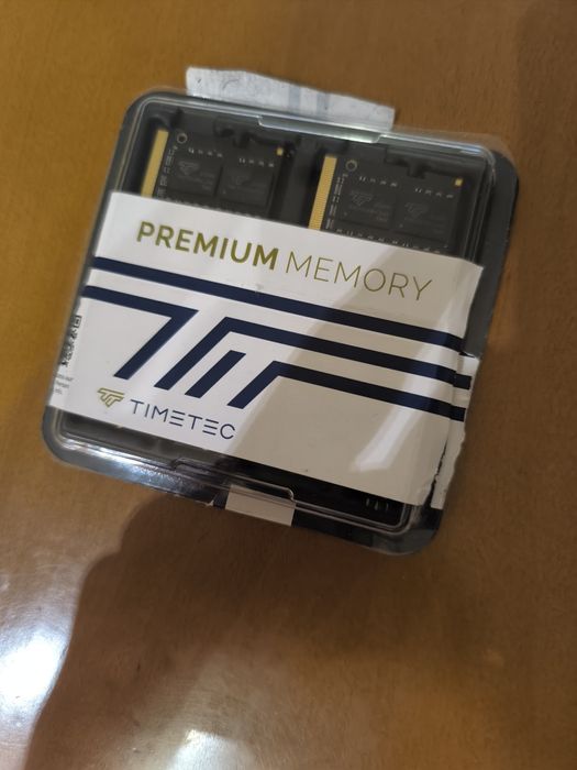 RAM памет DDR4 2x16GB 2400MHz