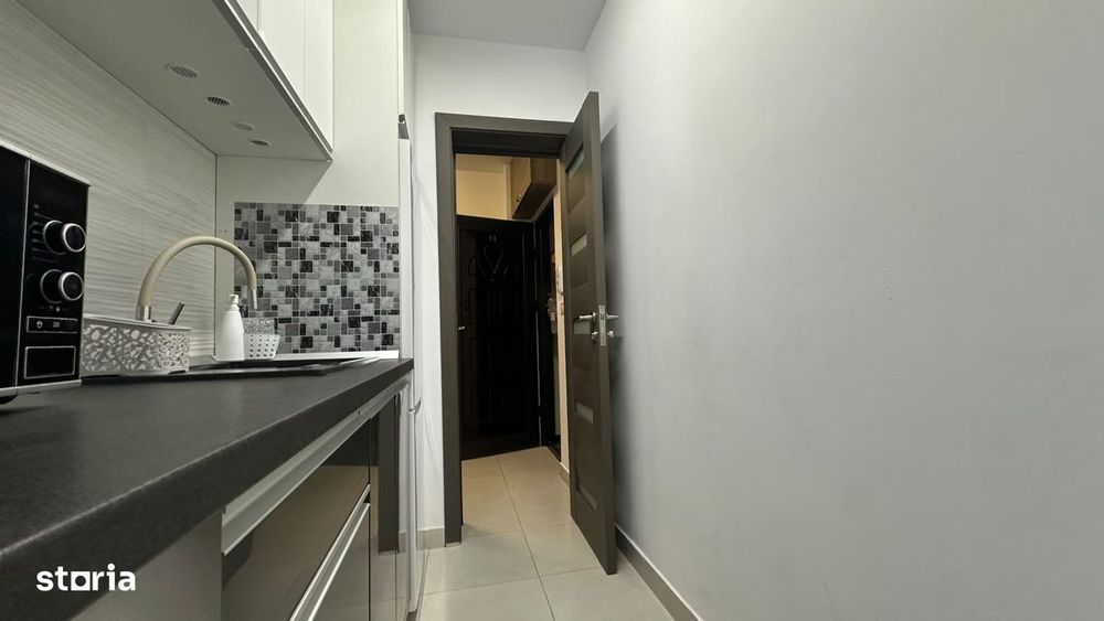 Vând Apartament. 3 camere complet renovat – Zona Cireșica Constanța