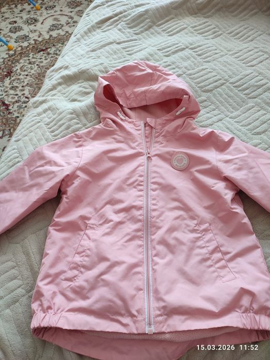 Продам куртки на весну