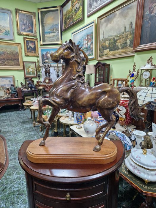 Уникална антикварна колекционерска бронзова фигура статуетка