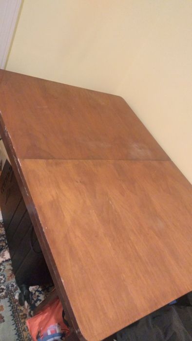 Masă,  scaune și Măsuțe lemn