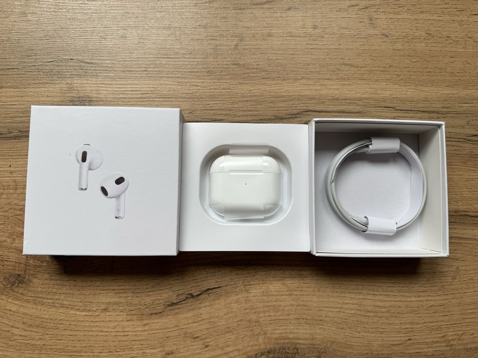 наушники AirPods 3