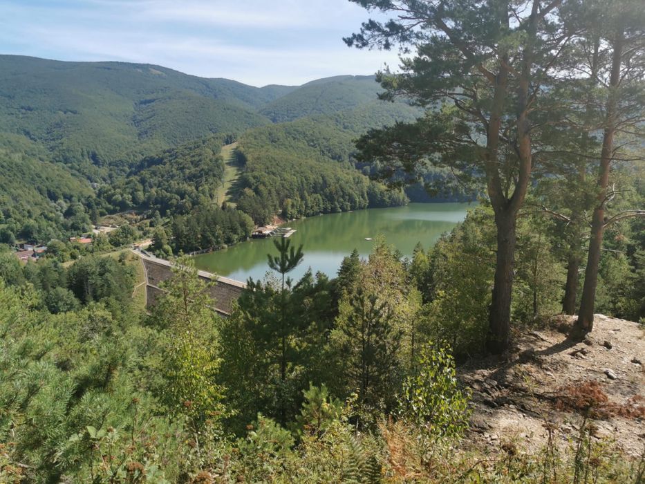 Proprietar,vand teren in Valiug