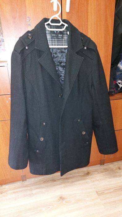 Продам зимнее пальто