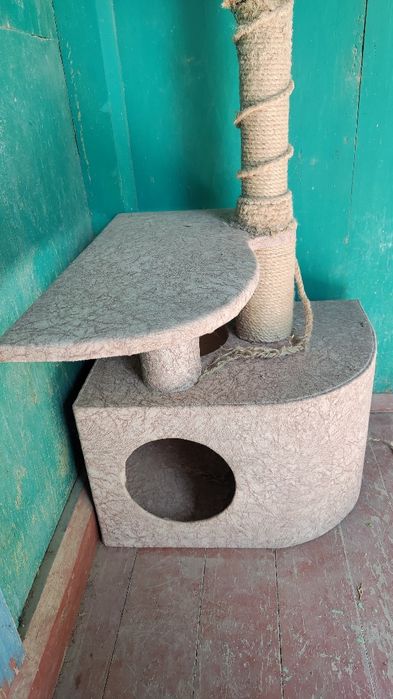 Домик для кошки.