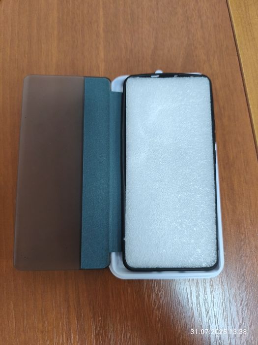 Продам чехол на телефон Xiaomi redmi note 14 Pro