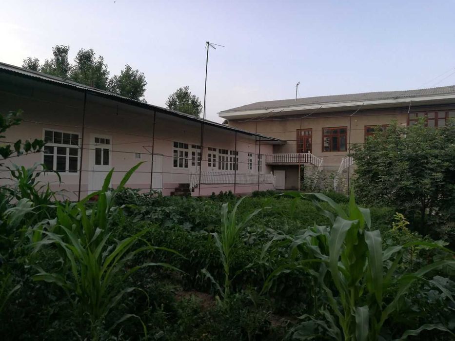 Uy sotiladi, 8 sotix