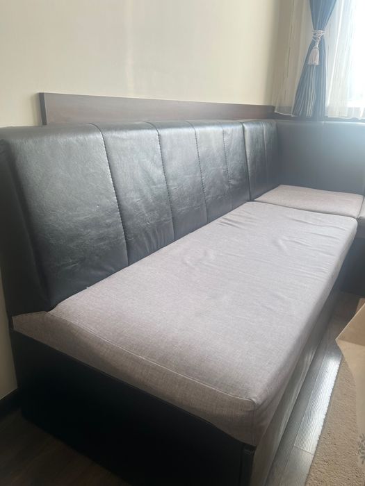 Ъглов диван за кухня