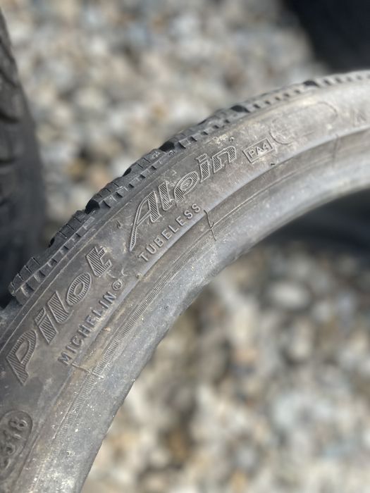 2x 275 30 20 Michelin Pilot Alpin