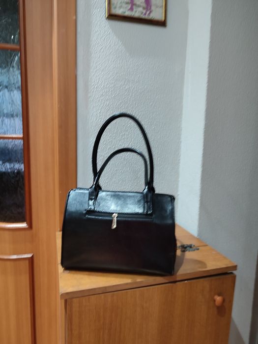 Чёрная сумка новая