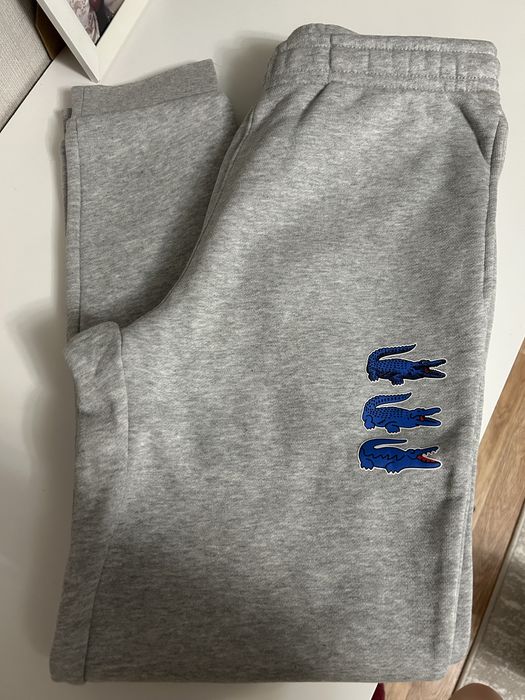 Продам трико Лакосте