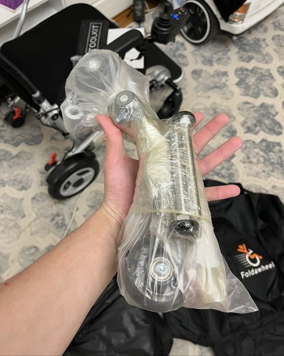 Электронная инвалидная коляска