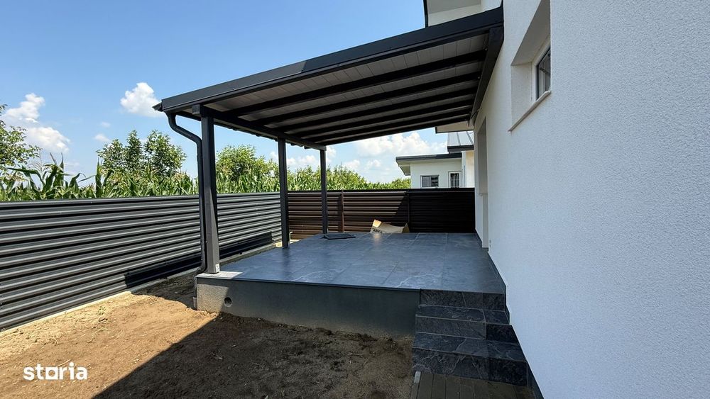 Casa parter cu 3 camere, curte și beci