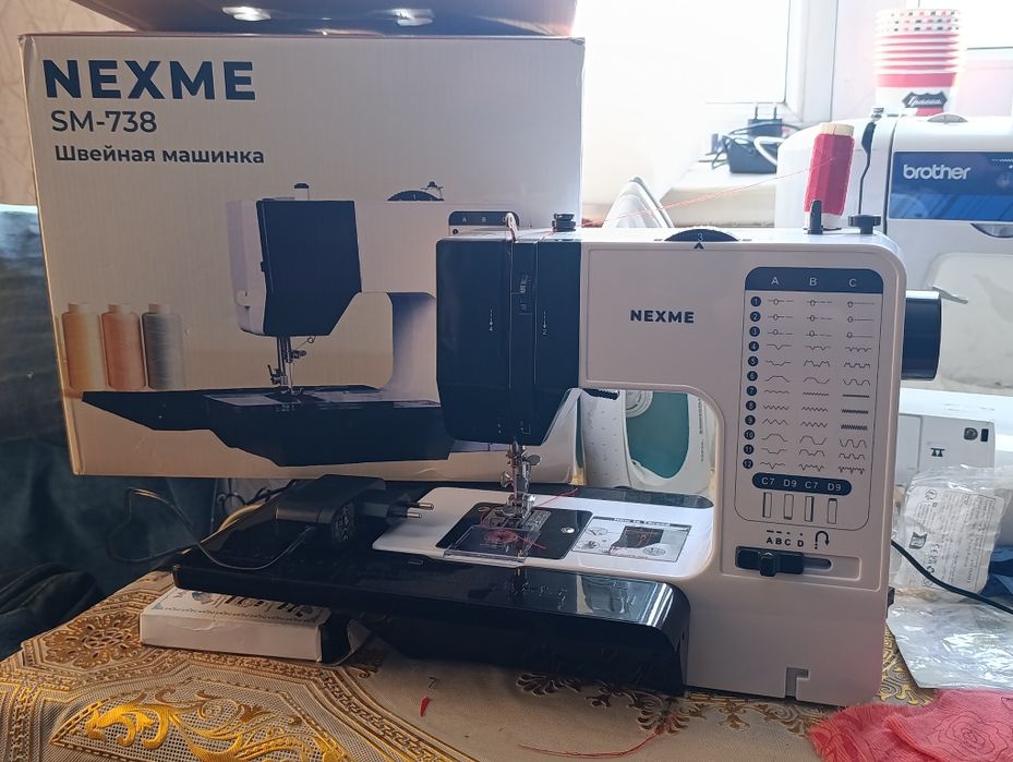 Продам швейную машинку