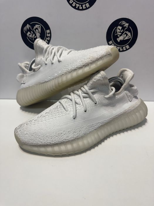 Маратонки ADIDAS YEEZY BOOST 350 V2 . Номер 41.5