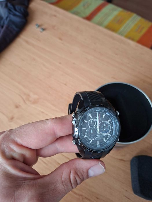 Casio Edifice EQS-500C-1A1ER