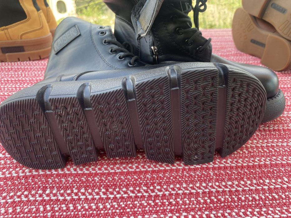 Боти и ботуши.