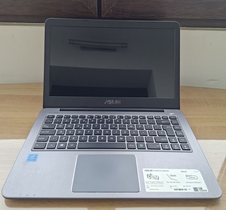 Laptop Asus - Defect