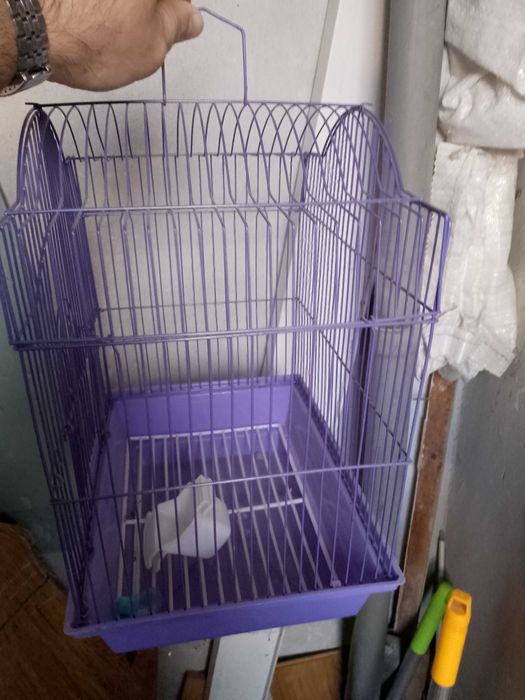 Продавам клетка за птици