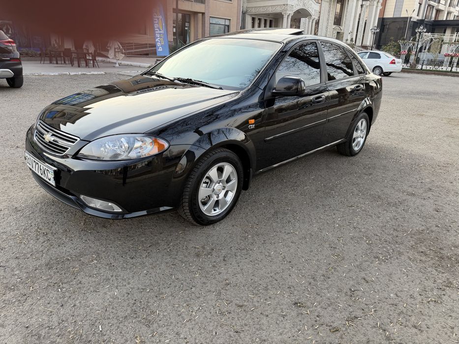 Автомабил жентра автомат