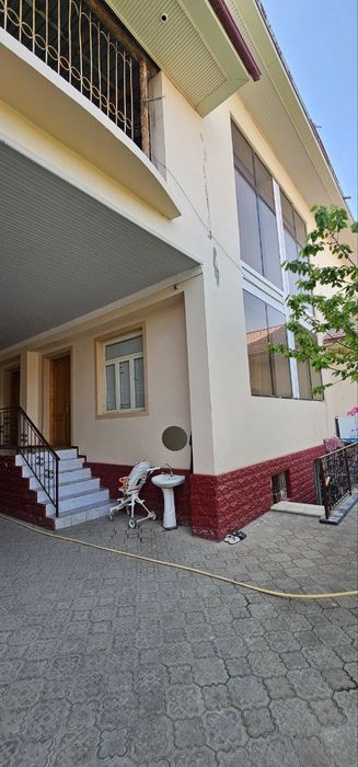 6 Sotixli Guliston 3 dagi hovli sotiladi