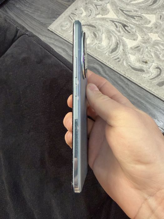 Honor 200,512GB,12 GB RAM