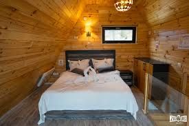 Vand cabane tip A frame de vacanta