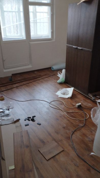 Ремонт квартир. Поклейка обоев