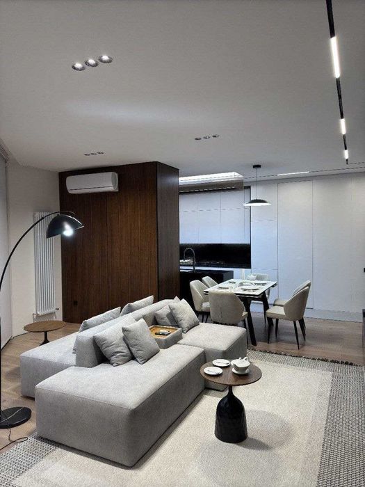 ПРОДАЁТСЯ 3/14/14 НОВОСТРОЙКА  Ж/К O'zbegim  Ор-р: Улица Бабур Piramit