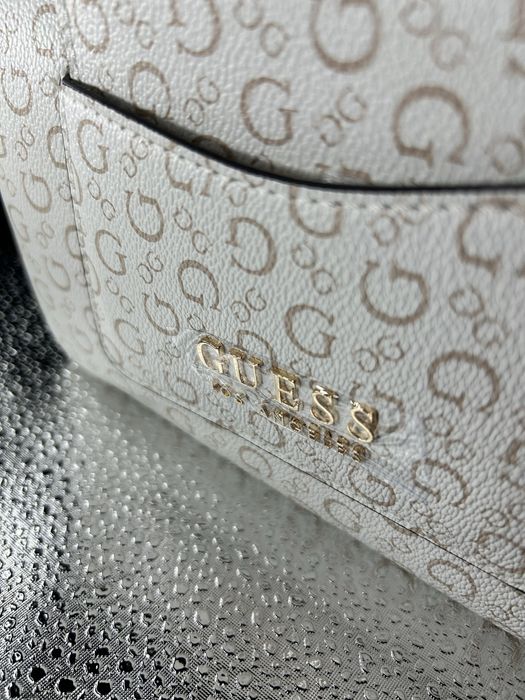 Poseta de dama Guess noua cu eticheta