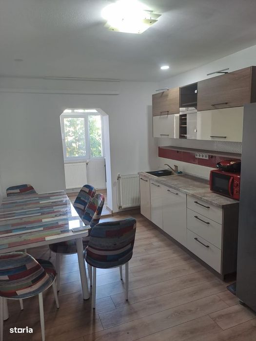 Apartament 2 camere 55 mp - etajul 2, zona Stadion